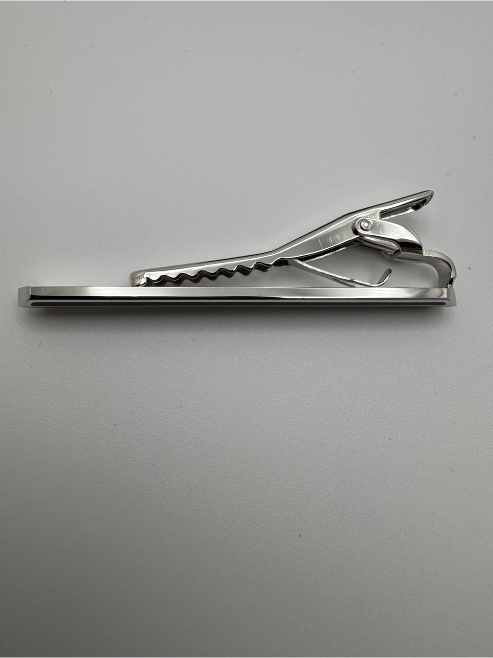 NWOT Burberry Silver and Black Striped Tie Clip - Picture 8 of 13